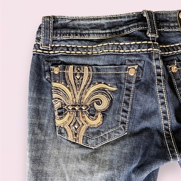 SOLD • Miss Me jeans - Picture 4 of 14